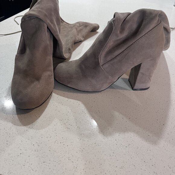 Suede Steve Madden Boot size 38 - Picture 2 of 2